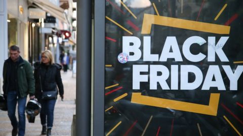 Black Friday nebo svátek dárcovství?