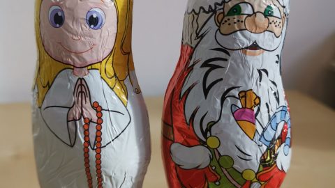Pozor na mikulášské figurky v obchodech – ne všechny jsou opravdu z čokolády