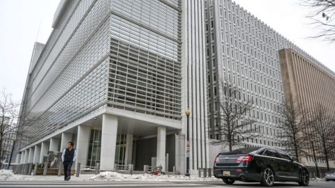 Trump vyzval Světovou banku, aby nepůjčovala Číně