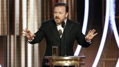 Při udělování Zlatých glóbů komik Ricky Gervais setřel hollywoodskou smetánku tvrdou kritikou