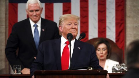 Trump ve Zprávě o stavu unie vyzdvihl rostoucí ekonomiku