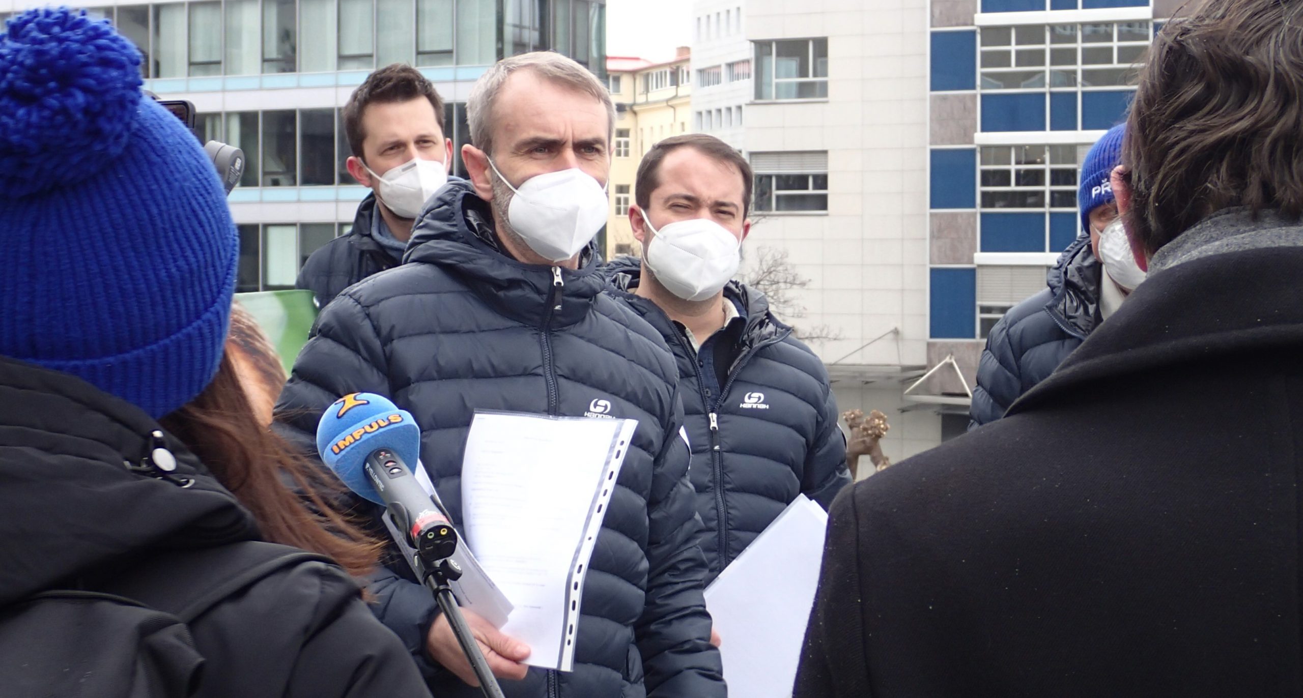 Šlachta předal ministerstvu 19 tisíc podpisů k založení svého hnutí, odstartoval politickou kandidaturu. (Milan Kajínek / Epoch Times)