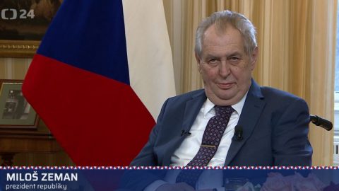 Aktivisté chtějí protestovat proti prezidentovým výrokům o výbuchu ve Vrběticích