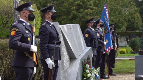 Praha: Policie uctila památku svých hrdinů na Olšanech