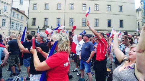ČR: Aktivisté zastavili třetí pokus vlády o zavedení covid pasů