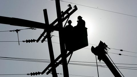 Silné bouřky odstřihly 9 000 domácností od elektřiny