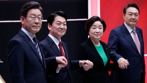 Jižní Korea zakáže vývoz strategického zboží do Ruska, připojuje se k sankcím SWIFT