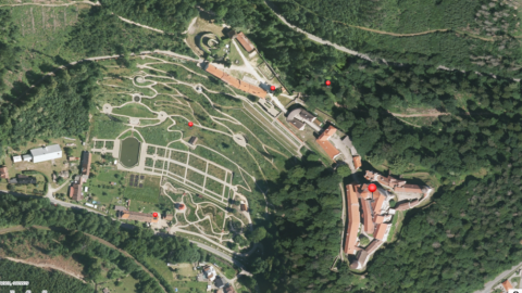 Podrobné letecké mapování ztěžují zamalované geodetické značky