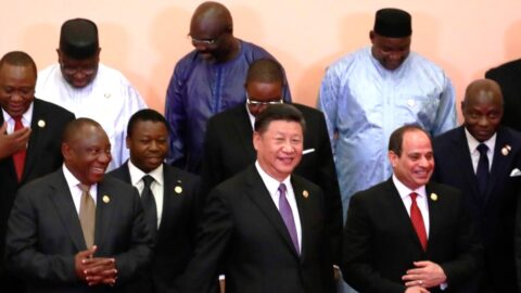 Čína přehodnocuje strategii iniciativy „Pás a stezka“, oslovuje rozvojové země a nabízí vlastní vizi světa
