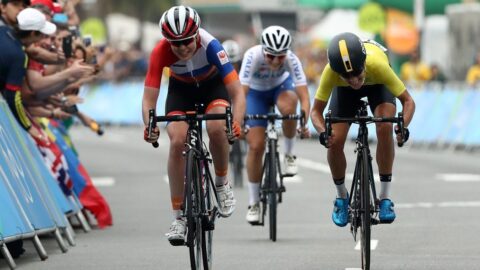 Mezinárodní cyklistická unie zakázala účast trans osob v ženských soutěžích