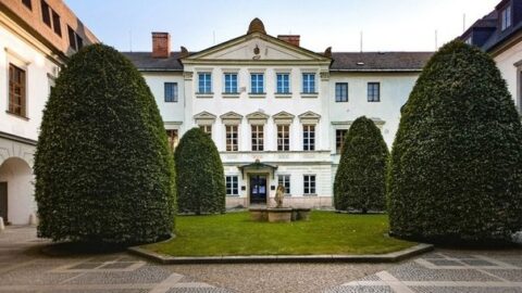 Kvůli stávce bude zrušena většina výuky na filozofické fakultě v Olomouci