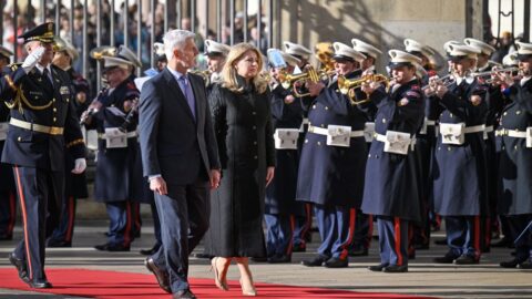 Pavel přivítal na Pražském hradě slovenskou prezidentku Čaputovou