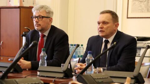 Kandidát na ústavního soudce Hulmák získal doporučení i druhého výboru. Senát ho zřejmě schválí