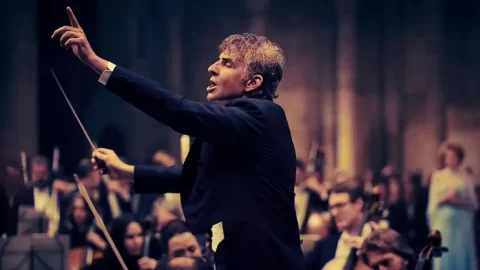 Víra, hudba a tragédie Leonarda Bernsteina