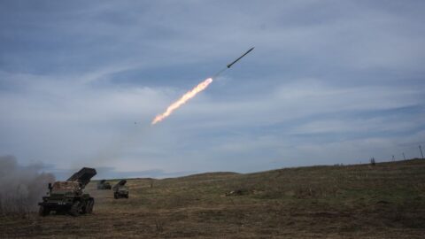 Íránská média oznámila raketový útok na cíle v Pákistánu, má dvě oběti