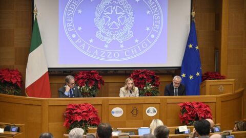 Italská vláda zvažuje částečnou privatizaci železnice Ferrovie dello Stato