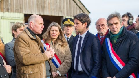 Francouzský premiér zvažuje další opatření na ochranu zemědělství
