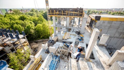 Nižší úrokové sazby povzbudí české stavebnictví