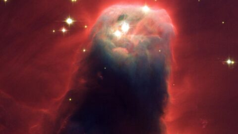 Prach v galaxiích ovlivňuje měření vzdáleností ve vesmíru, zjistili astrofyzici