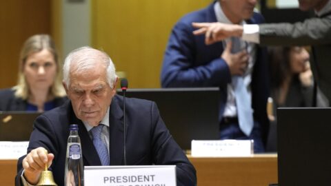 Borrell: EU bude kvůli smrti Navalného usilovat o další sankce proti Moskvě