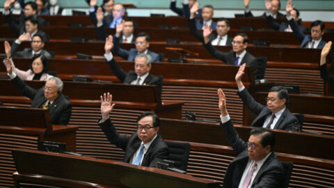 V Hongkongu začne platit zákon o národní bezpečnosti, ještě více potlačí disent