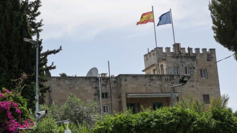 Izrael zakázal španělskému konzulátu poskytovat od 1. června služby Palestincům