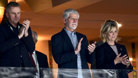 Čeští politici jsou hrdí na hokejové mistry světa