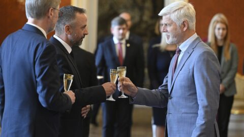 Prezident Pavel jmenoval ministrem pro vědu poslance Ženíška