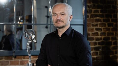 Karlovarský festival uvede v hlavním programu 32 filmů, v porotě bude herec Rush