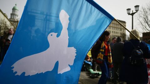 Průzkum: Zápaďané chtějí, aby NATO prosadilo na Ukrajině mírové řešení