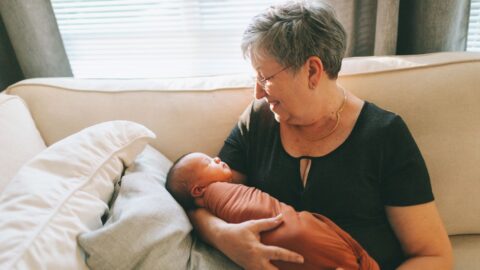 Žena porodila v Itálii v 63 letech, stala se tak místní nejstarší prvorodičkou