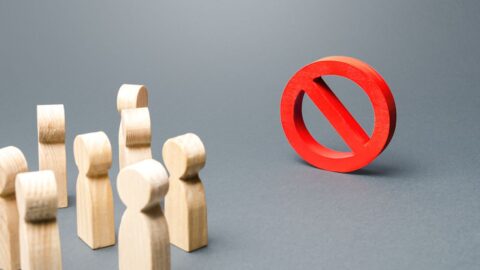 Přes 40 procent Čechů si myslí, že informační válka je jen záminka k cenzuře