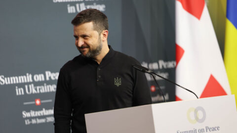Podle průzkumu 70 procent Ukrajinců chce Zelenského za prezidenta do konce války