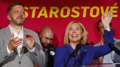 Starostové navrhnou na eurokomisaře Nerudovou a Síkelu
