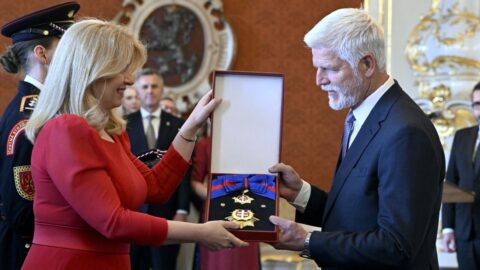Pavel s Čaputovou se navzájem ocenili nejvyšším státním vyznamenáním