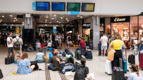 Situace na francouzských železnicích po včerejší sabotáži se zlepšuje, část spojů má ale zpoždění