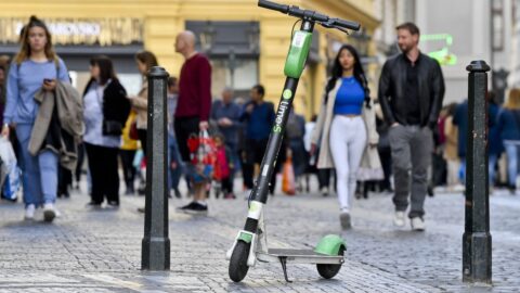 Pražští strážníci chystají od čtvrtka kontroly cyklistů a koloběžkařů