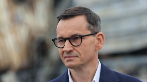 Polská PiS zůstává v konzervativní frakci v Evropském parlamentu, neodejde k Babišovi a Orbánovi