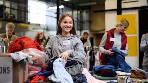 Z vyhozeného textilu se znovu použije nebo zrecykluje asi 15 procent