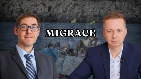 Skepse k dalšímu vývoji migračního paktu a co Kotzianovi odpověděl Český rozhlas na „krajně pravicové“?