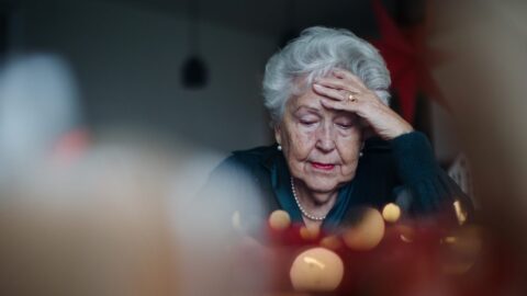 Seniorka přišla o 7,5 milionu korun, uvěřila podvodu o zisku z kryptoměn