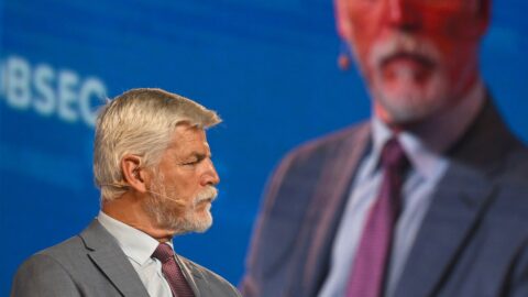 „Krátkodobé ekonomické zisky můžou vést k dlouhodobému bolehlavu,“ prezident Pavel otevřel bezpečnostní fórum GLOBSEC