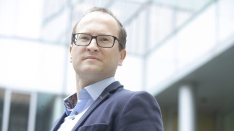 „Učit lidi brát dávky je pro mě jako ekonoma zdrcující,“ říká Tomáš Havránek
