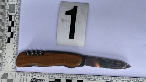 Muž si vzal v Ostravě jako rukojmí učitelku mateřské školy, ohrožoval ji nožem