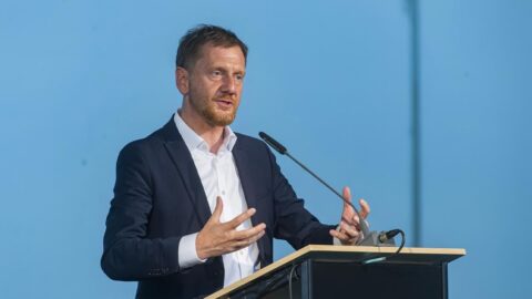 Volby v Německu: AfD ztrácí blokační menšinu – zemský volební komisař opravuje výsledek voleb