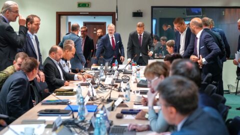 Politici kvůli povodním ruší předvolební kampaně