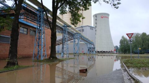 Teplou vodu už má 80 procent obyvatel Ostravy, firma obnovuje dodávku pro Porubu