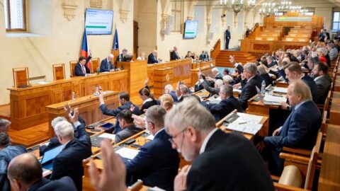 Senát bude schvalovat novelu takzvaného Lex Ukrajina