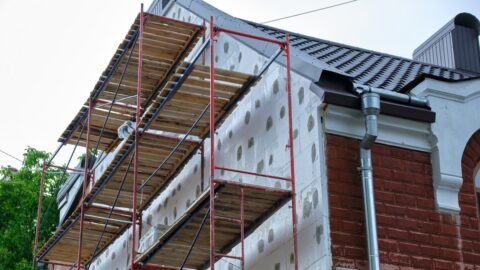 Nový program pro renovace a zateplení budov bude dle Hladíka kombinací dotací a výhodného úvěru