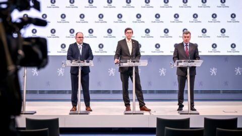 Ústavní soud i ministr spravedlnosti zasáhli do stejného případu. Ministr žádá zproštění viny v plném rozsahu